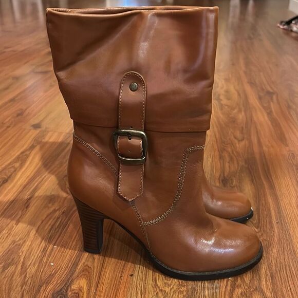 Wilsons Leather Shoes - New vintage Wilson's leather outlet leather boots size 8 heels brown